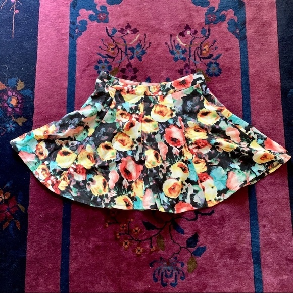 Lush Dresses & Skirts - Lush Floral Skater Skirt Sz M